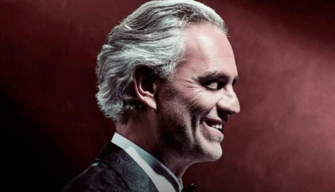 Andrea-Bocelli-696x424