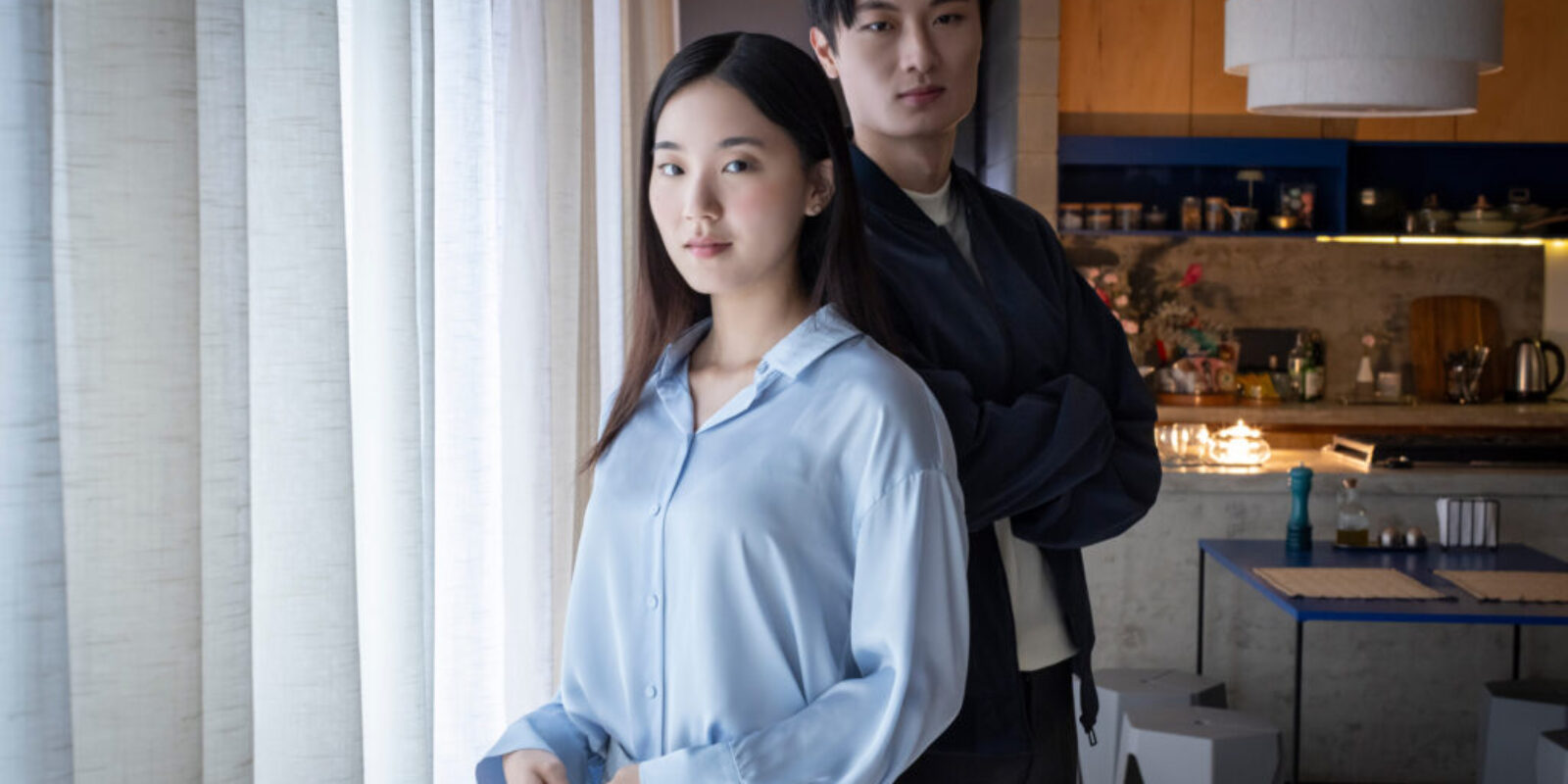 Sharon-Cho-e-Raphael-Chung-série-Tudo-Sob-Controle-K-Drama-Samsung-TV-Plus-1 (1)
