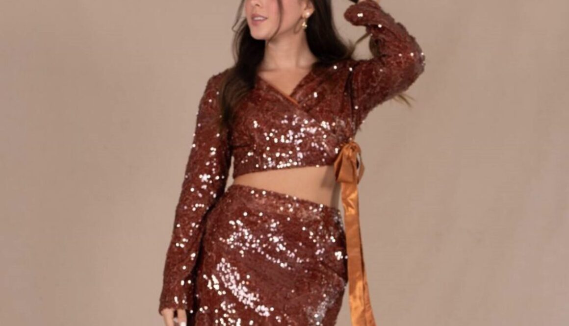 07_LUV Cápsula Navidad 2025_Look Nairo García