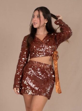 07_LUV Cápsula Navidad 2025_Look Nairo García